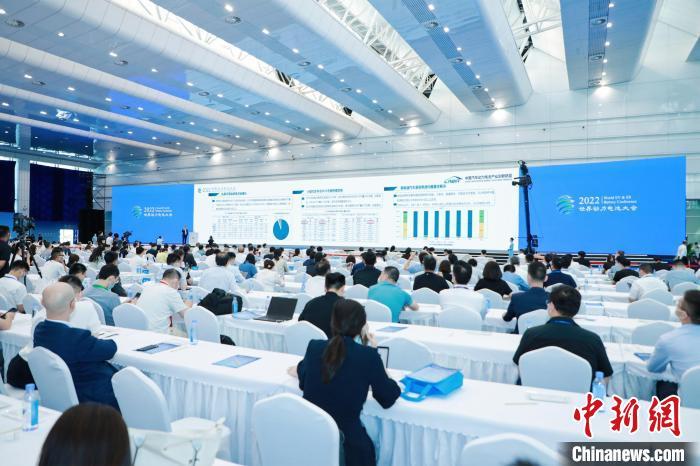 2022世界動力電池大會主論壇現(xiàn)場?！?022世界動力電池大會組委會 供圖